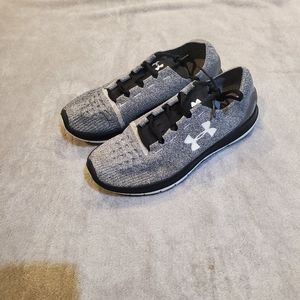 Under Armour Charged Women's Running Shoes CLEAN 9.5